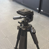 Used Ultimaxx UM-TR60BK Tripod
