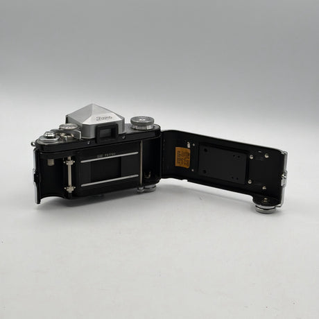 Used Ihagee Exakta VX w/Zeiss 50mm f/2.8 Lens Camera