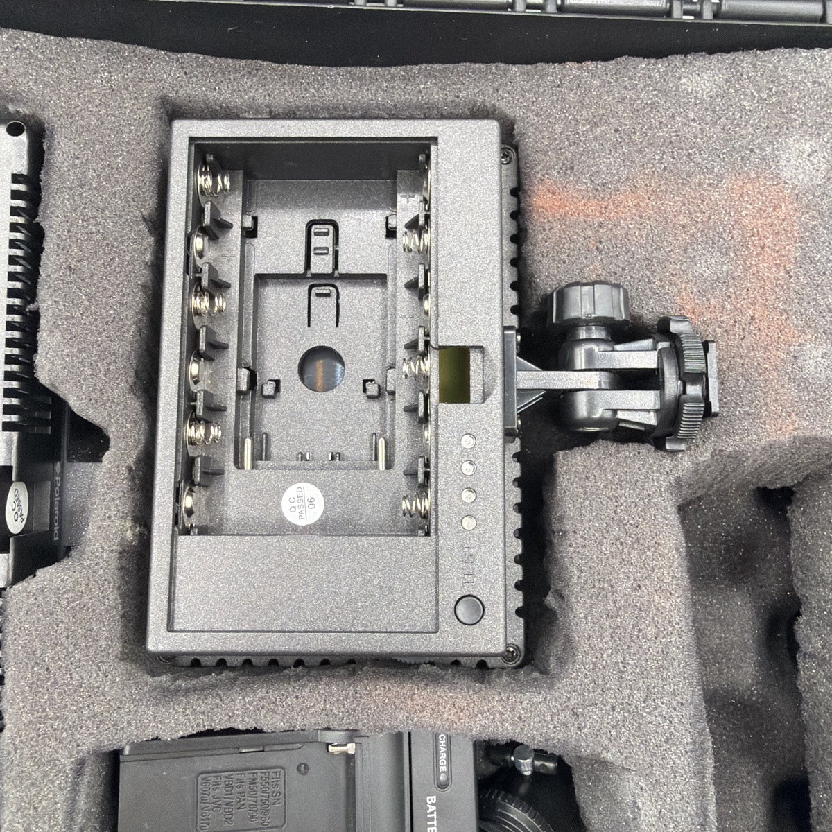Used Polaroid LED Light Panel Kit