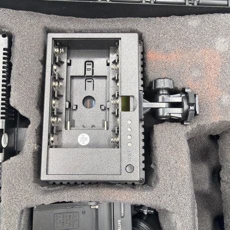 Used Polaroid LED Light Panel Kit