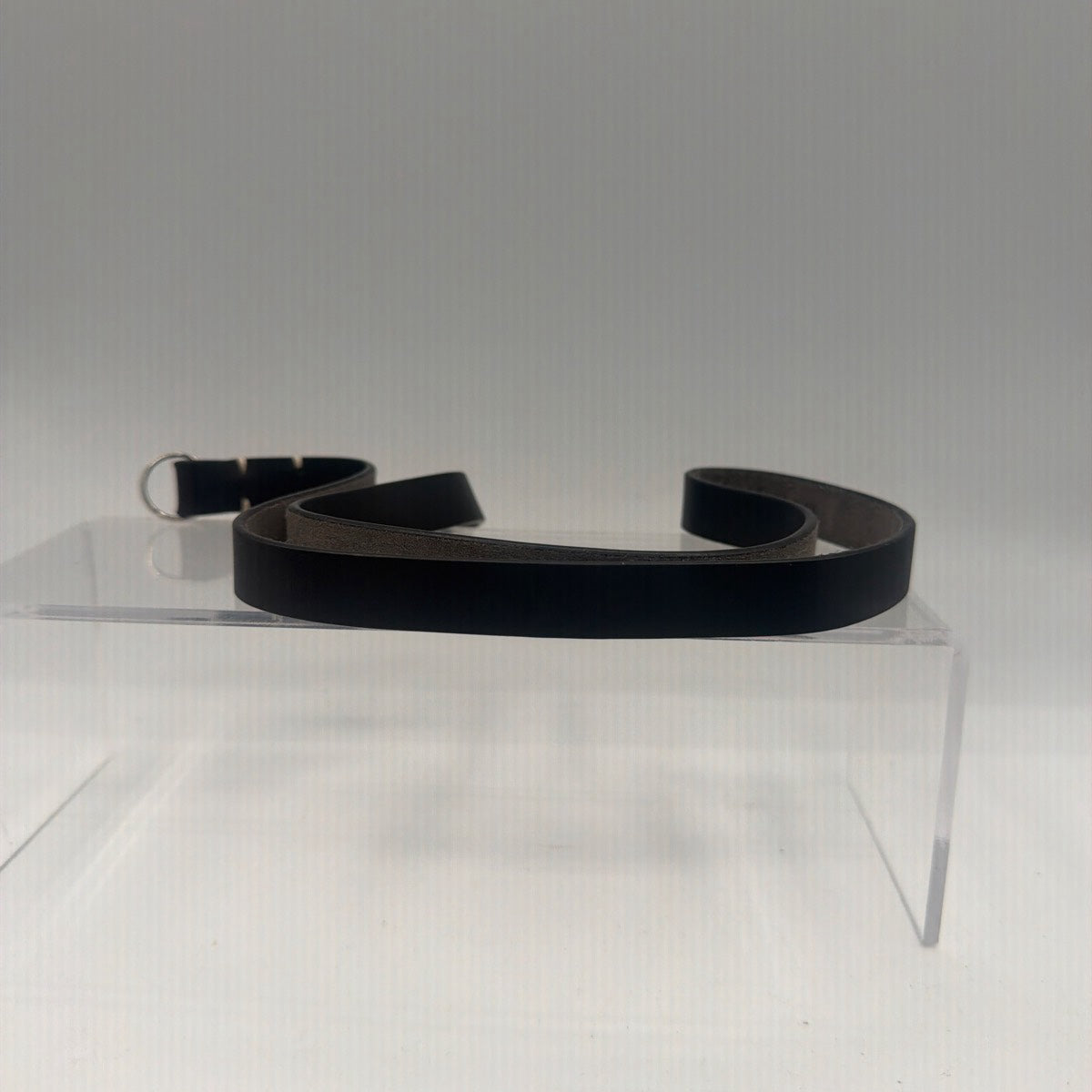 Used Peak design and Clever Camera straps kit