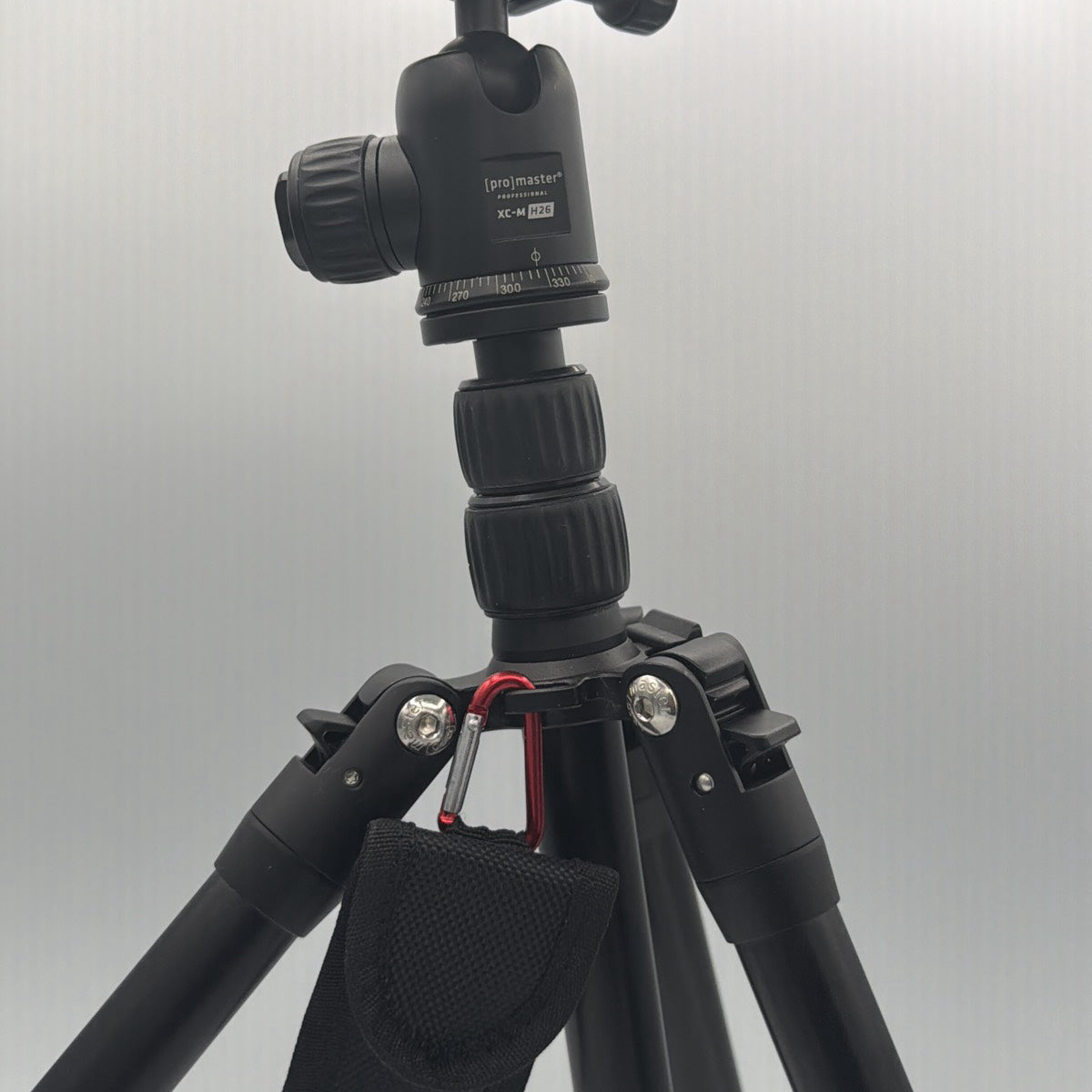 Used Promaster XC-M 522 Tripod
