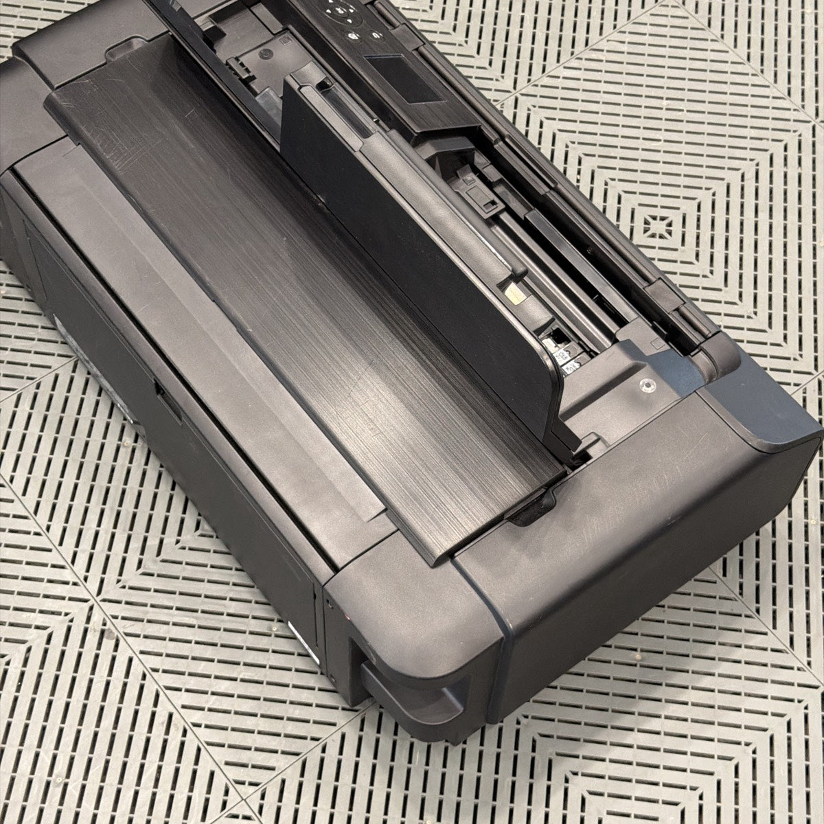 Used Canon PIXMA PRO-200 (POWER CORD MISSING)