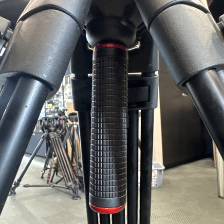 Used Neewer Heavy-Duty Video Camcorder Tripod (78.7")