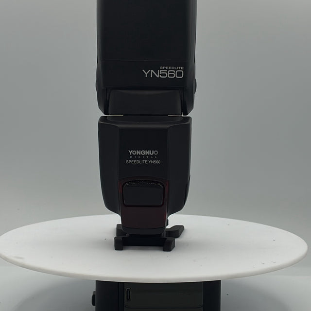 Used Yongnuo Speedlite YN560