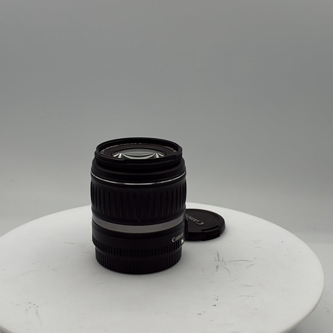 Used Canon EF-S 18-55mm f/3.5-5.6 Lens