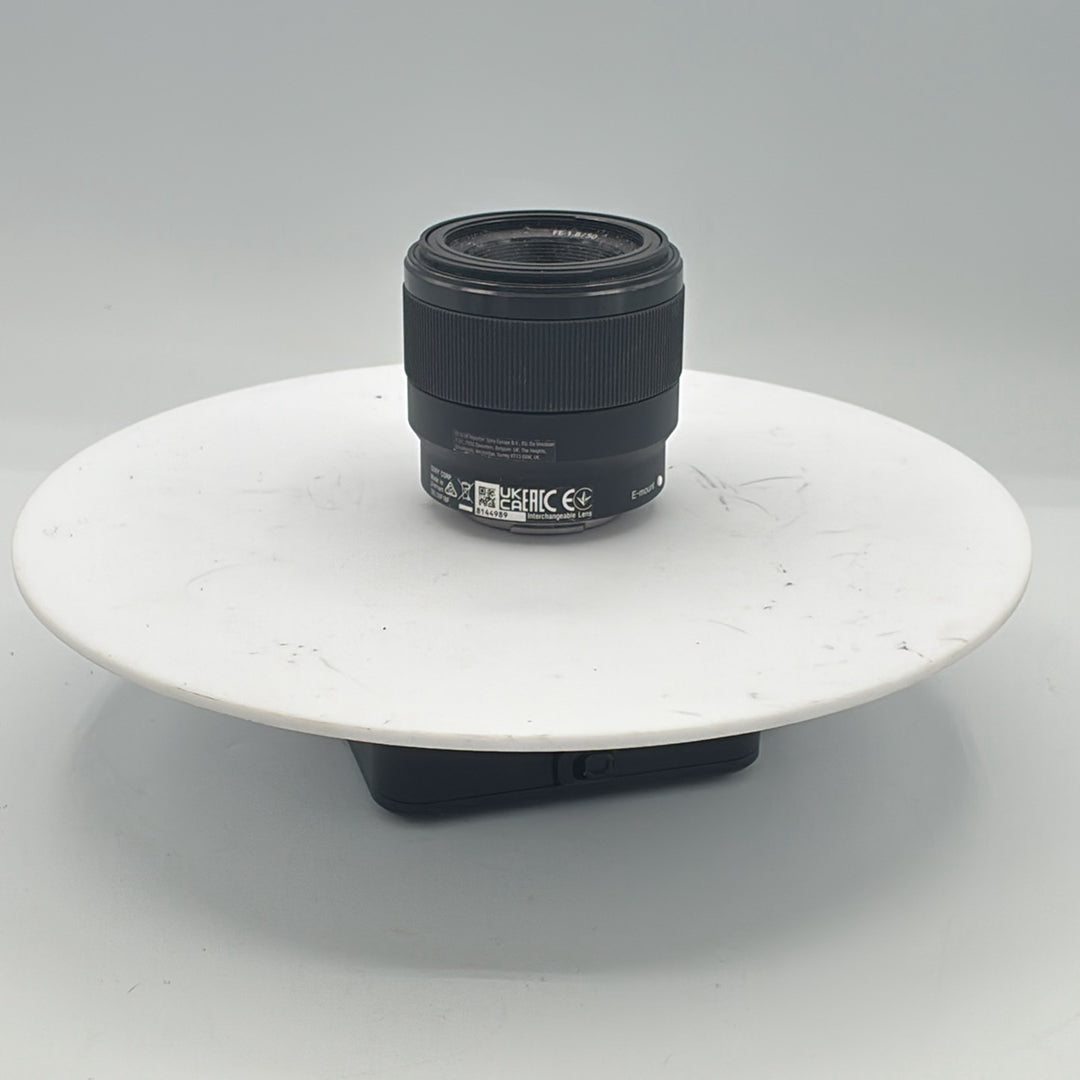 Used Sony FE 50mm f/1.8 Lens